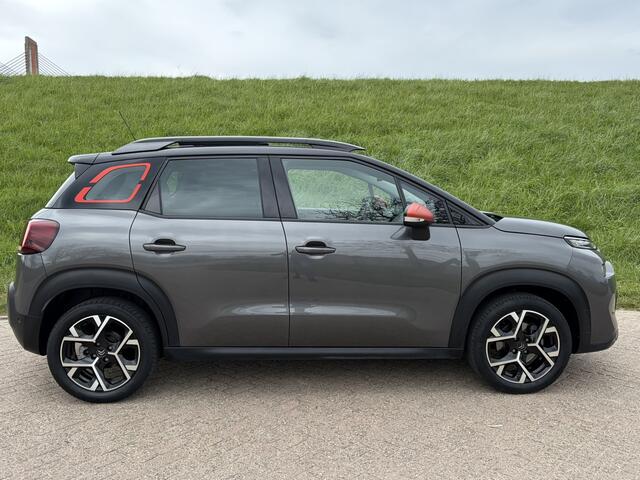 Citroen C3 Aircross 1.2 PureTech Shine Schuif-/kanteldak | PDC V&A met Camera | Blind Spot | Keyless | HIFI systeem | Apple Carplay