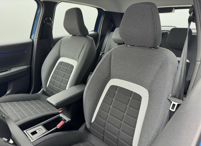 Citroen C3 Ë-C3 Plus 113pk 44 kWh | 3 fase | Lage km-stand | Prijs is rijklaar