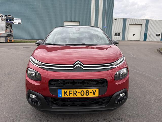 Citroen C3 1.2i PureTech Business 85 PK. Nieuwe auto met slechts 33.000 KM !!!