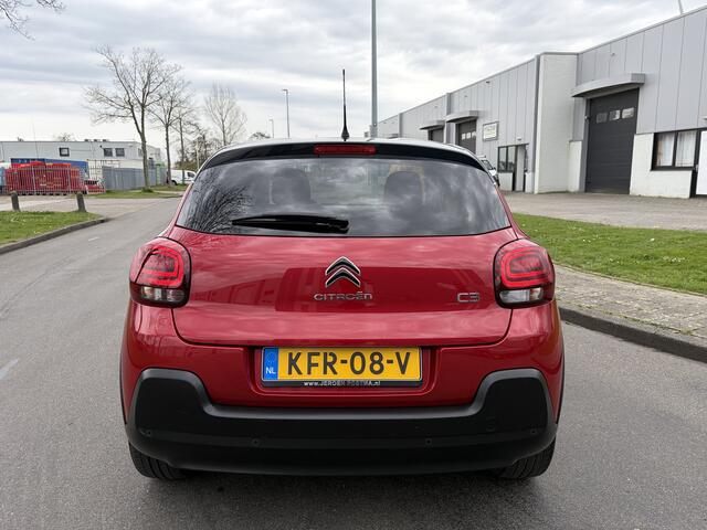 Citroen C3 1.2i PureTech Business 85 PK. Nieuwe auto met slechts 33.000 KM !!!