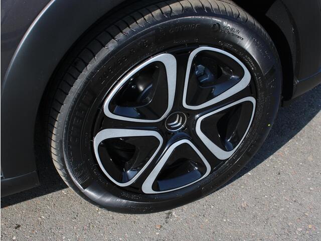 Citroen C3 1.2 PT 83pk PLUS NAVI/PARKSENS/CLIMA