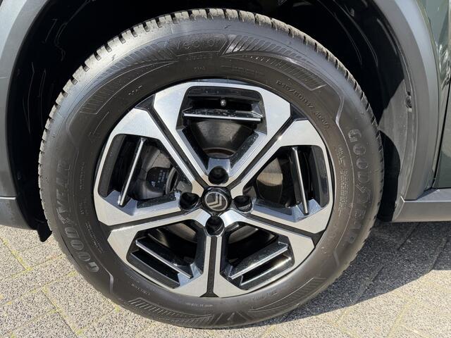 Citroen C3 Ë-C3 Aircross Max 113pk 44 kWh (Camera - Parkeersensoren V+A - Automatische Airco - LED - Navigatie - Apple Carplay - 17"incl 4S - Two Tone)