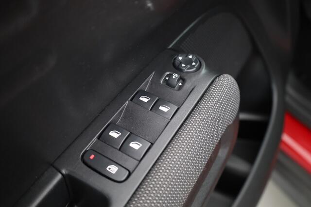 Citroen C3 Aircross 1.2 PureTech Shine | Cruise Control | Stoelverw. | CarPlay | DAB | LED | PDC+A | Navi | 16'' V