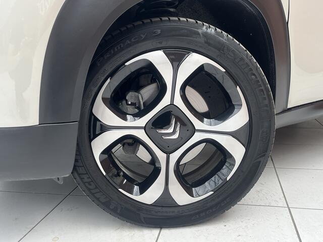 Citroen C3 Aircross PureTech 110 S&S Shine Automaat | Schuifdak | Carplay/android Auto | Sensoren voor + achter | Cruise Control | Camera achter |