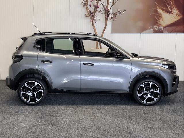 Citroen C3 1.2 TURBO PLUS 100PK NIEUW MODEL 2025 50 STUKS OP VOORRAAD !!! NAVIGATIE VIA APPLE CARPLAY/ANDROID CRUISE CONTROL AIRCO BLUETOOTH TELEFOON RIJSTROOKSENSOREN PDC ZEER MOOI !