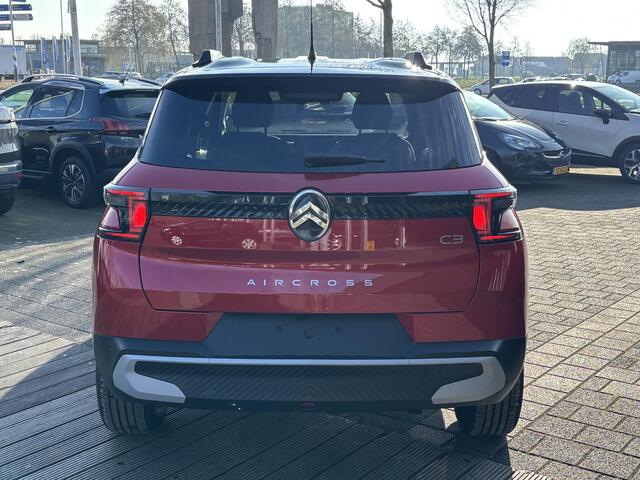 Citroen C3 Aircross 1.2 100pk PLUS | 8 Jaar Garantie | 7 Persoons | Apple Carplay/Android Auto | 1.500 kg Trekgewicht