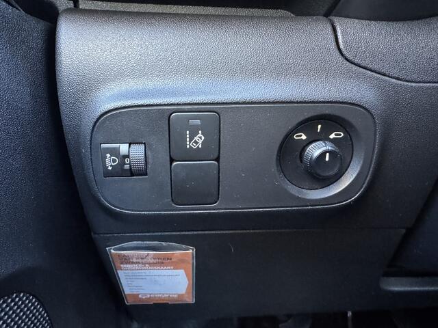 Citroen C3 1.2 PureTech Shine Navi.ClimaC.CruiseC.Camara.LMV!!!