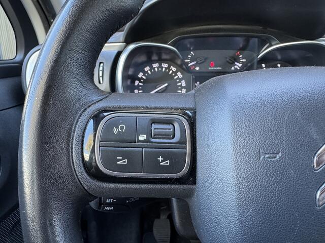 Citroen C3 1.2 PureTech Shine Navi.ClimaC.CruiseC.Camara.LMV!!!