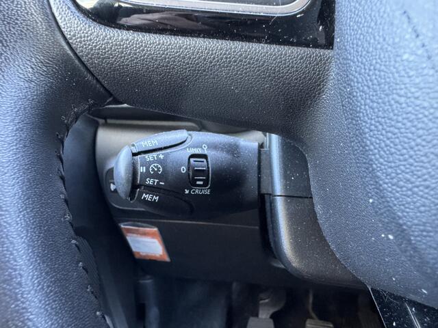Citroen C3 1.2 PureTech Shine Navi.ClimaC.CruiseC.Camara.LMV!!!