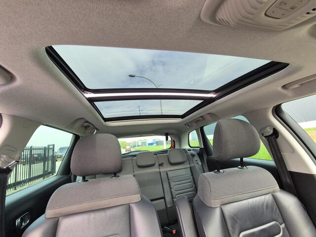 Citroen C3 Aircross 1.2 PureTech S&S Shine Leder