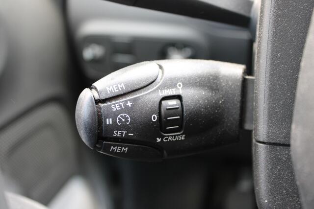 Citroen C3 1.2 PureTech Feel//Airco//5 drs!!