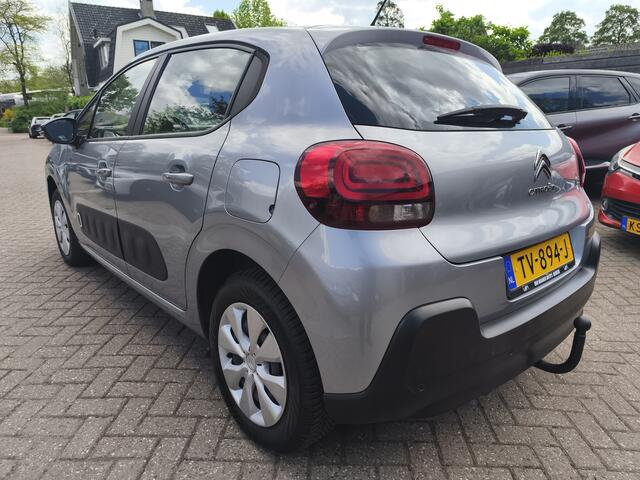 Citroen C3 PureTech 82 Feel, Navigatie, Cruise control, Trekhaak