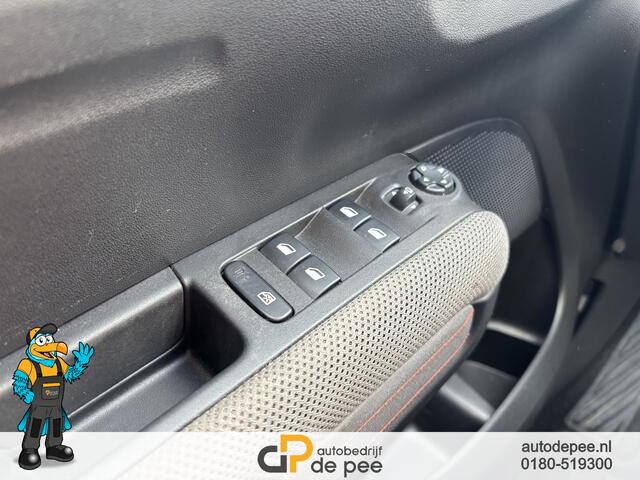 Citroen C3 Aircross 1.2 PureTech S&S Shine GARANTIE/CARPLAY/CLIMA/CRUISE/TREKHAAK/CAMERA/V+A.SENSOREN/LICHTMETAAL rijklaarprijs!