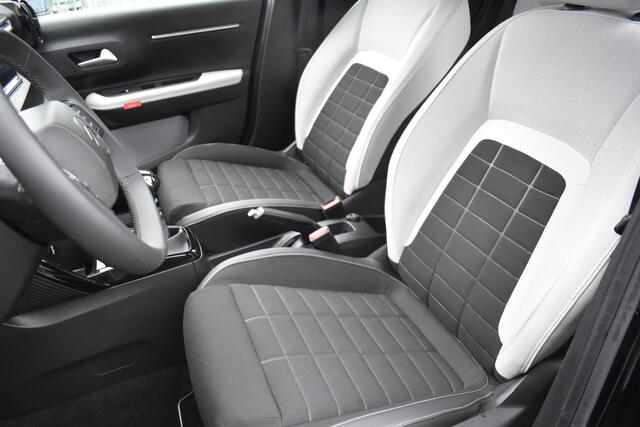 Citroen C3 Turbo 100pk Max. Navigatie | Airconditioning ECC | Camera achter | Parkeerhulp achter | LM Velgen | 8 jaar We Care garantie |