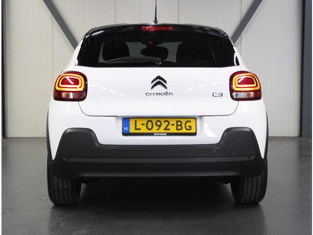 Citroen C3 1.2 85PK Feel | 1ste eigenaar | Navigatie | Climate Control | Cruise Control | AppleCarPlay/AndroidAuto | Isofix | Privacy Glass | Two-Tone | Parkeersensoren |