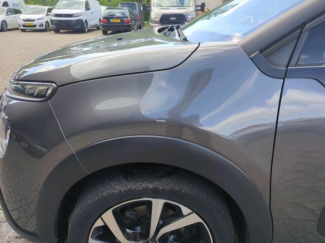 Citroen C3 1.2 PureTech Shine ALL-INRIJKLAARPRIJS/Navi/Duo-Tone/Keyless/Luxe interieur/17"velgen