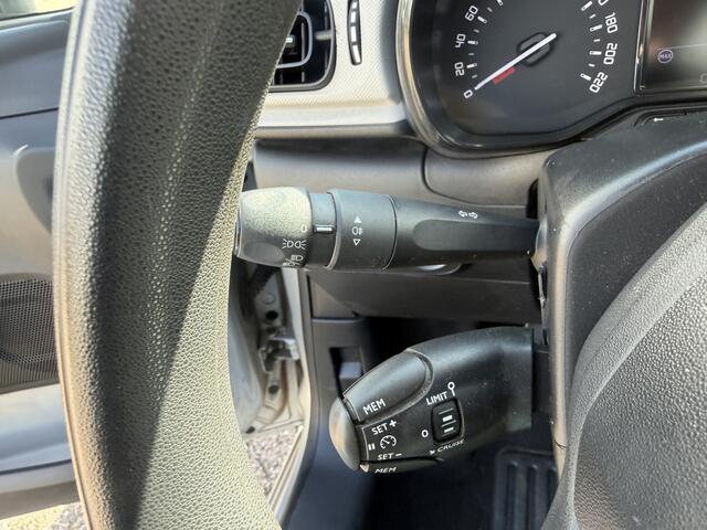 Citroen C3 1.2 PureTech Live 5 Drs Cruise/StrBkr