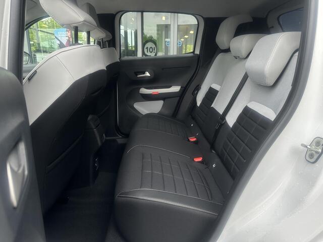 Citroen C3 1.2 Hybrid 110pk Max | Comfort Stoelen | Apple Carplay/Android Auto | Parkeercamera/-sensoren | Full LED | DAB | Cruise Control | Climate Control | Draadloze telefoonlader |
