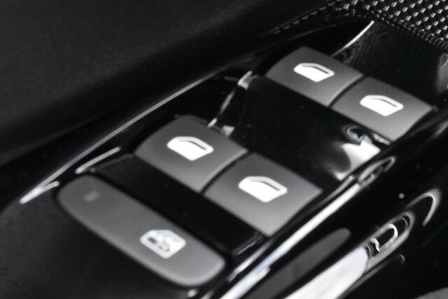 Citroen C3 PureTech 83 Plus .| Navi | Airco | Parkeerhulp | 4 Seizoenenbanden |