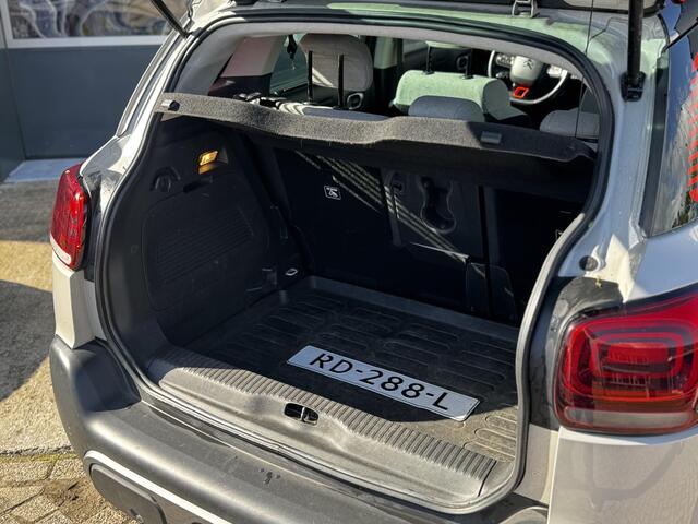 Citroen C3 Aircross 1.2 PureTech S&S Shine Automaat - Navigatie - Climate Control - Apple Carplay - Trekhaak