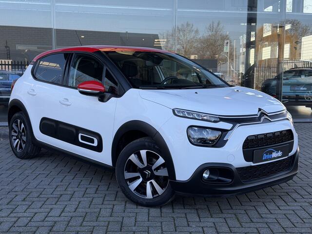 Citroen C3 1.2 PureTech SHINE | Automaat | Carplay | PDC | Weinig kilometers | Interesse, Proefrit? Bel of app met: 06-24 28 28 42 / 06-42130156