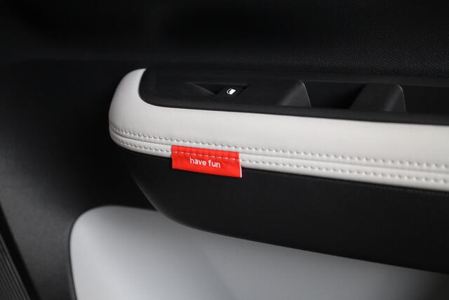 Citroen C3 Turbo 100 Max Carplay | Camera | 17"
