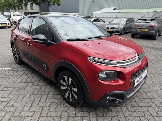 Citroen C3 82pk Shine (Camera - Navigatie via APP - Automatische Airco - Parkeersensoren - Lichtmetalen velgen - Apple Carplay)