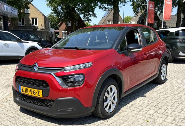 Citroen C3 Benzine 82 Pk 5-Deurs * Airco * Cruise Control * Parkeersensoren * DAB Radio * Bluetooth * Vingerhoets; Vierde Generatie Eersteklas Service. Al meer dan 100 jaar een begrip in de Brabantse Kempen