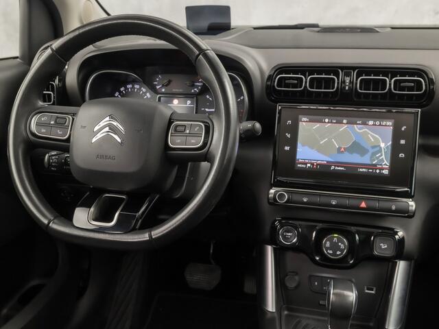 Citroen C3 Aircross 1.2 PureTech S&S Shine Automaat (PANORAMADAK, APPLE CARPLAY, GROOT NAVI, 360 CAMERA, LEDER, SPORTSTOELEN, GETINT GLAS, TREKHAAK, CRUISE, NIEUWSTAAT)