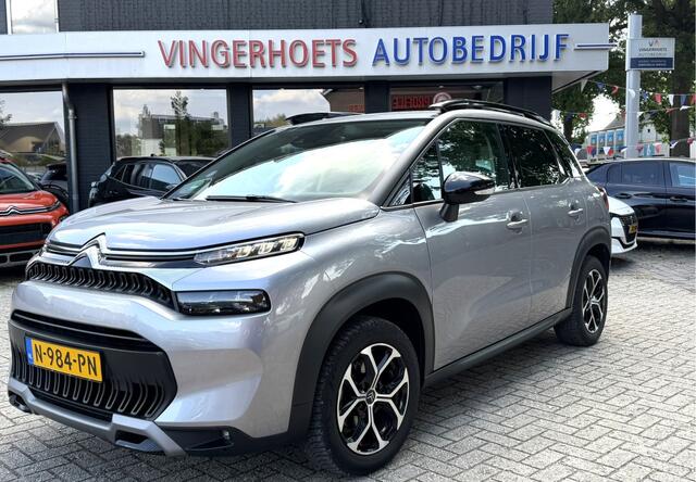 Citroen C3 Aircross 1.2 Benizne 110 Pk Hoge Luxe Shine * Navigatie * Cruise Control * L.M. Velgen * Achteruitrij Parkeer Camera & Sensoren * Stoelverwarming * Speci\le Bekleding * Vingerhoets; Vierde Generatie Eersteklas Service. Al meer dan 100 jaar een begrip in d