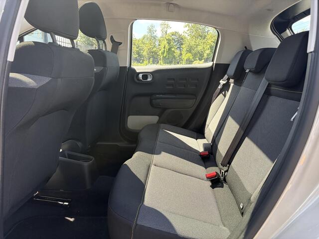 Citroen C3 1.2 PureTech S&S Shine 2e Eigenaar,D-riem vv in 29-12-2023,110pk,Pano,Navi,Camera,Carplay,Clima,Cruise,Pdc,N.A.P,Lm velgen,Nieuwe Apk bij Aflevering