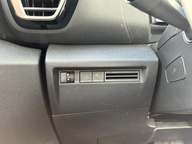 Citroen C4 1.2 PT 130 Feel | Comfort seats | Trekhaak | Parkeercamera | Prijs is rijklaar
