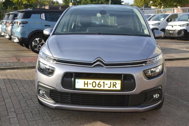 Citroen C4 SpaceTourer 130 AUTOMAAT | SELECTION | LAGE KM.ST.! | PDC A. + CAMERA | NAV. | BLUETOOTH | |