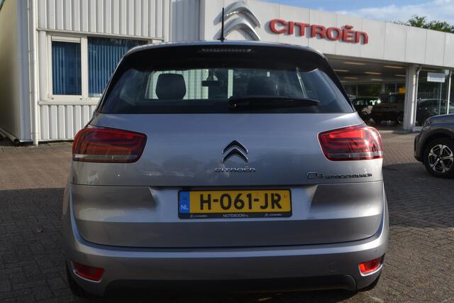 Citroen C4 SpaceTourer 130 AUTOMAAT | SELECTION | LAGE KM.ST.! | PDC A. + CAMERA | NAV. | BLUETOOTH | |