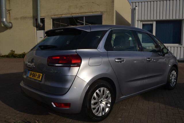 Citroen C4 SpaceTourer 130 AUTOMAAT | SELECTION | LAGE KM.ST.! | PDC A. + CAMERA | NAV. | BLUETOOTH | |