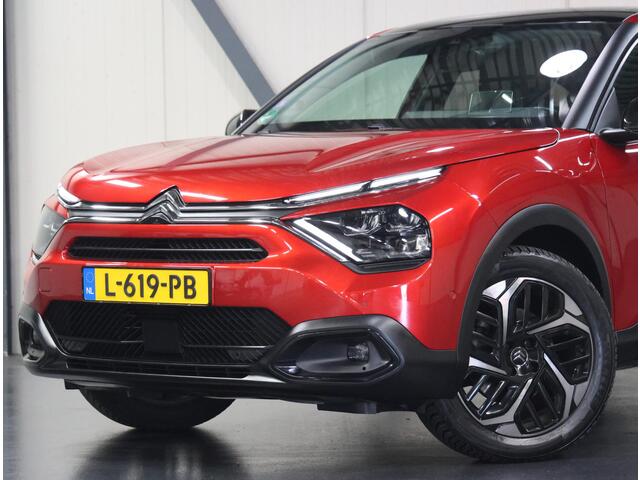 Citroen C4 1.2 130PK Shine | 1ste Eigenaar | Head-Up Display | Adaptive Cruise Control | 360'Camera | Glazendak | Keyless | AppleCarPlay/AndroidAuto | Stoel/stuur/Voorruitverwarmd | Lederen/Stoffenbekleding | Trekhaak | Isofix | Privacy Glass |