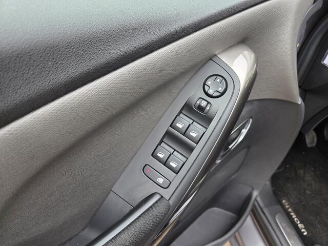 Citroen C4 SpaceTourer Shine 130 PK | Massage stoelen voor | Elektrische achterklep