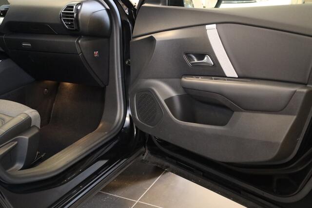 Citroen C4 PT 130 Shine Camera | Navi | Sensoren |Stoel en voorruitverwarming Apple Carplay/