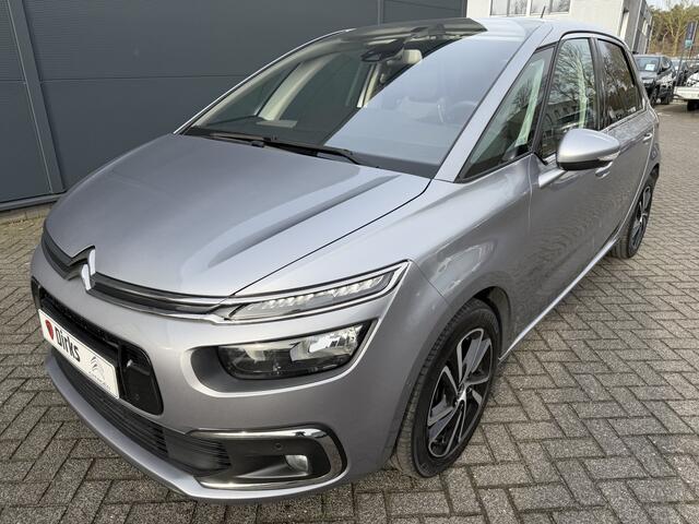 Citroen C4 SpaceTourer 130pk Shine (Camera - Keyless Entry - Parkeersensoren V+A - Navigatie - Apple Carplay - Automatisch parkeren - Automatische Airco)