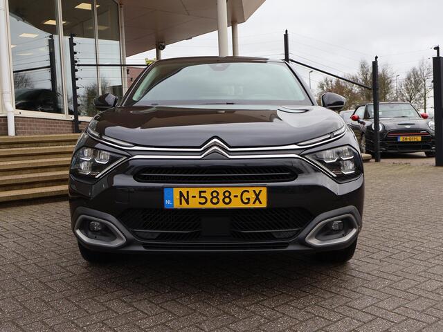 Citroen C4 1.2 SHINE AUT. *NIEUWE DBRIEM* + ADAPTIVE CRUISE | HEAD-UP | CAMERA | DAB | 18 INCH | CARPLAY