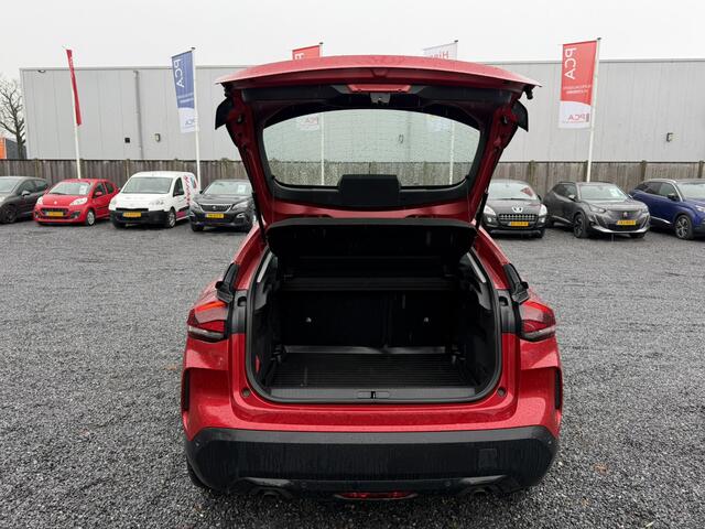 Citroen C4 Benzine 130 Pk *** Hele Mooie *** * Navigatie * Achteruitrij Camera * Climate & Cruise Control * Apple Carplay / Android Auto * Vingerhoets; Vierde Generatie Eersteklas Service. Al meer dan 100 jaar een begrip in de Brabantse Kempen.