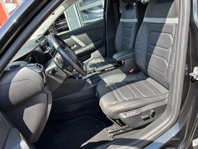 Citroen C4 1.2 Puretech Shine / AndroidAuto/AndroidAuto / Trekhaak Afneembaar / Elektrische Verstelbare Stoelen /