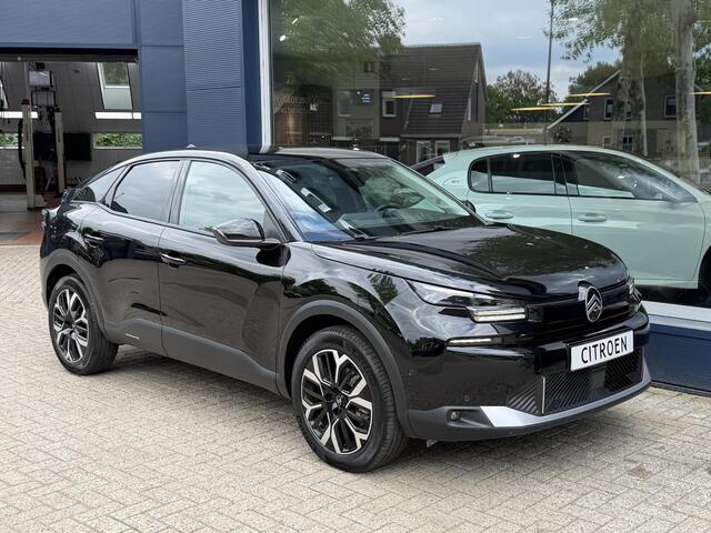Citroen C4 1.2 Hybrid 145pk Max | Automaat Hybride | Meest complete uitvoering | Slechts 4400 KM | 360 Graden Camera | Navigatie | LED Verlichting | Camera | Adaptieve Cruise Control | Climate Control | Comfortstoelen | Digitaal Dashboard | Apple Carplay & Android A