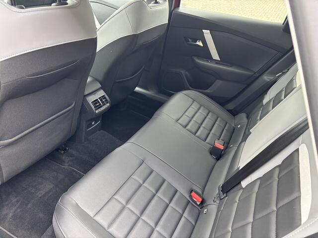 Citroen C4 1.2 Hybrid 136 Max Automaat Leder / Full LED / Carplay