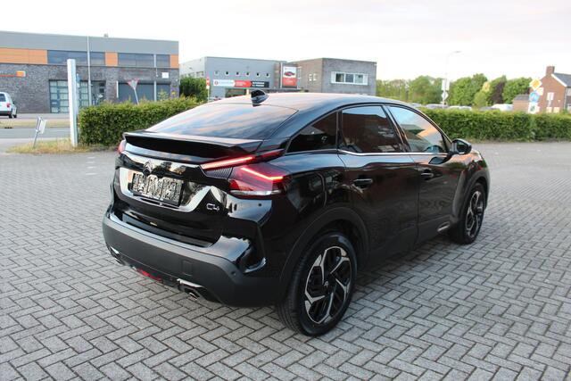 Citroen C4 1.2 PT 130 Max Automaat EAT 8 Clima-Adapt.Cruise-360 Camera-Stoelverwarming-Head-Up-Dodehoek Detectie 9100 KM. 24 Maanden Bovag Garantie.