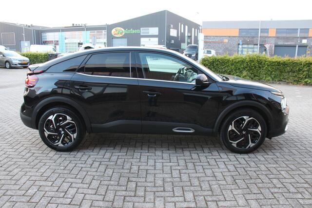 Citroen C4 1.2 PT 130 Max Automaat EAT 8 Clima-Adapt.Cruise-360 Camera-Stoelverwarming-Head-Up-Dodehoek Detectie 9100 KM. 24 Maanden Bovag Garantie.