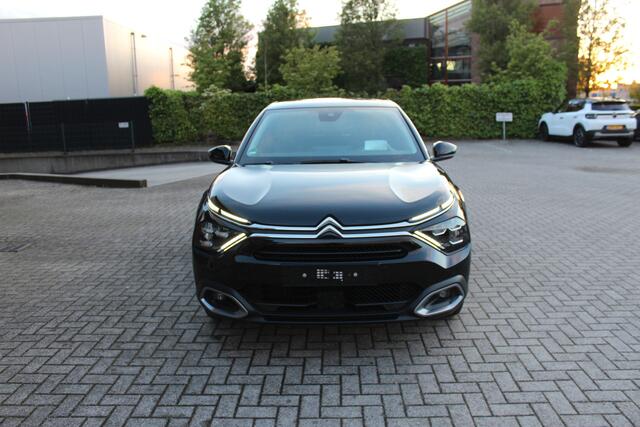 Citroen C4 1.2 PT 130 Max Automaat EAT 8 Clima-Adapt.Cruise-360 Camera-Stoelverwarming-Head-Up-Dodehoek Detectie 9100 KM. 24 Maanden Bovag Garantie.