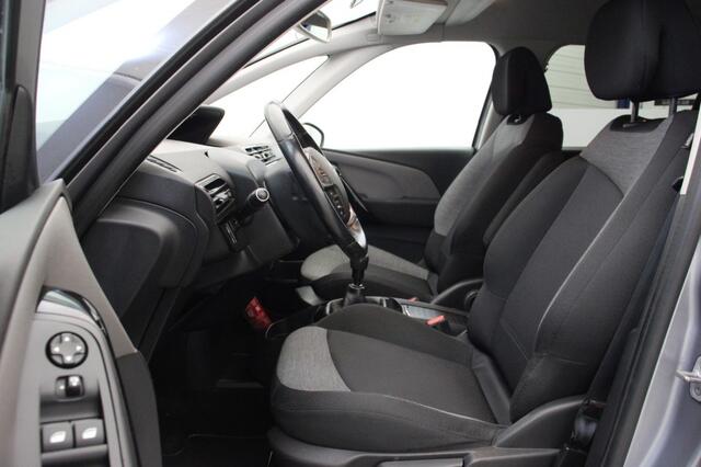 Citroen C4 1.2 PureTech Feel 7 Persoons - Carplay, Cruise, Keyless, Trekhaak