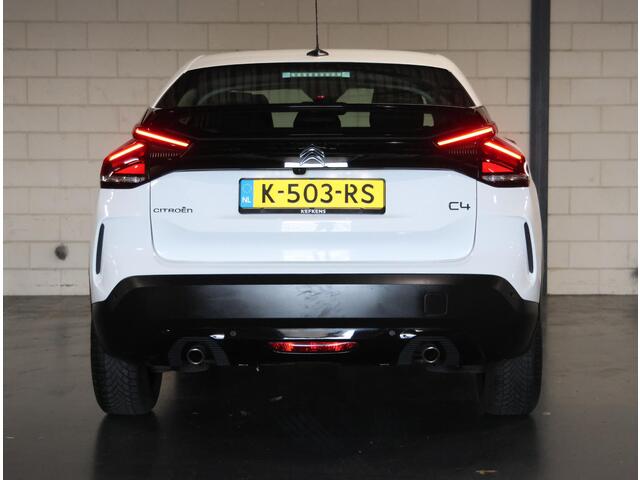 Citroen C4 1.2 130PK Feel Edition | 1ste Eigenaar | Head-Up Display | Cruise Control | Camera | Keyless | AppleCarPlay/AndroidAuto | Armsteun | Navigatie | LED | Stof/Lederenbekleding | Isofix | Parkeersensoren |