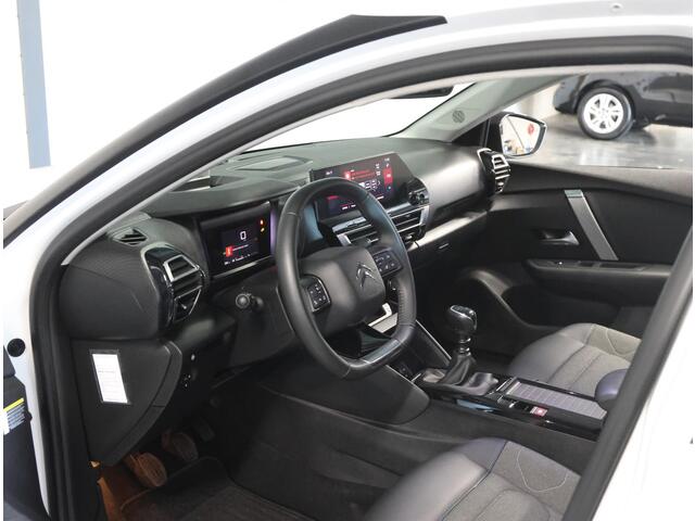 Citroen C4 1.2 130PK Feel Edition | 1ste Eigenaar | Head-Up Display | Cruise Control | Camera | Keyless | AppleCarPlay/AndroidAuto | Armsteun | Navigatie | LED | Stof/Lederenbekleding | Isofix | Parkeersensoren |